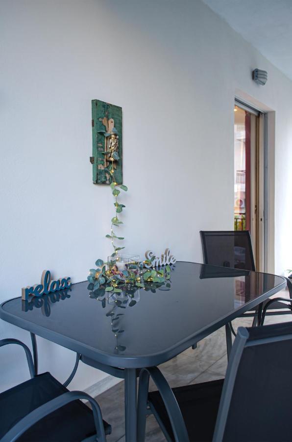 Homey Comfort Apartments Athens Ngoại thất bức ảnh